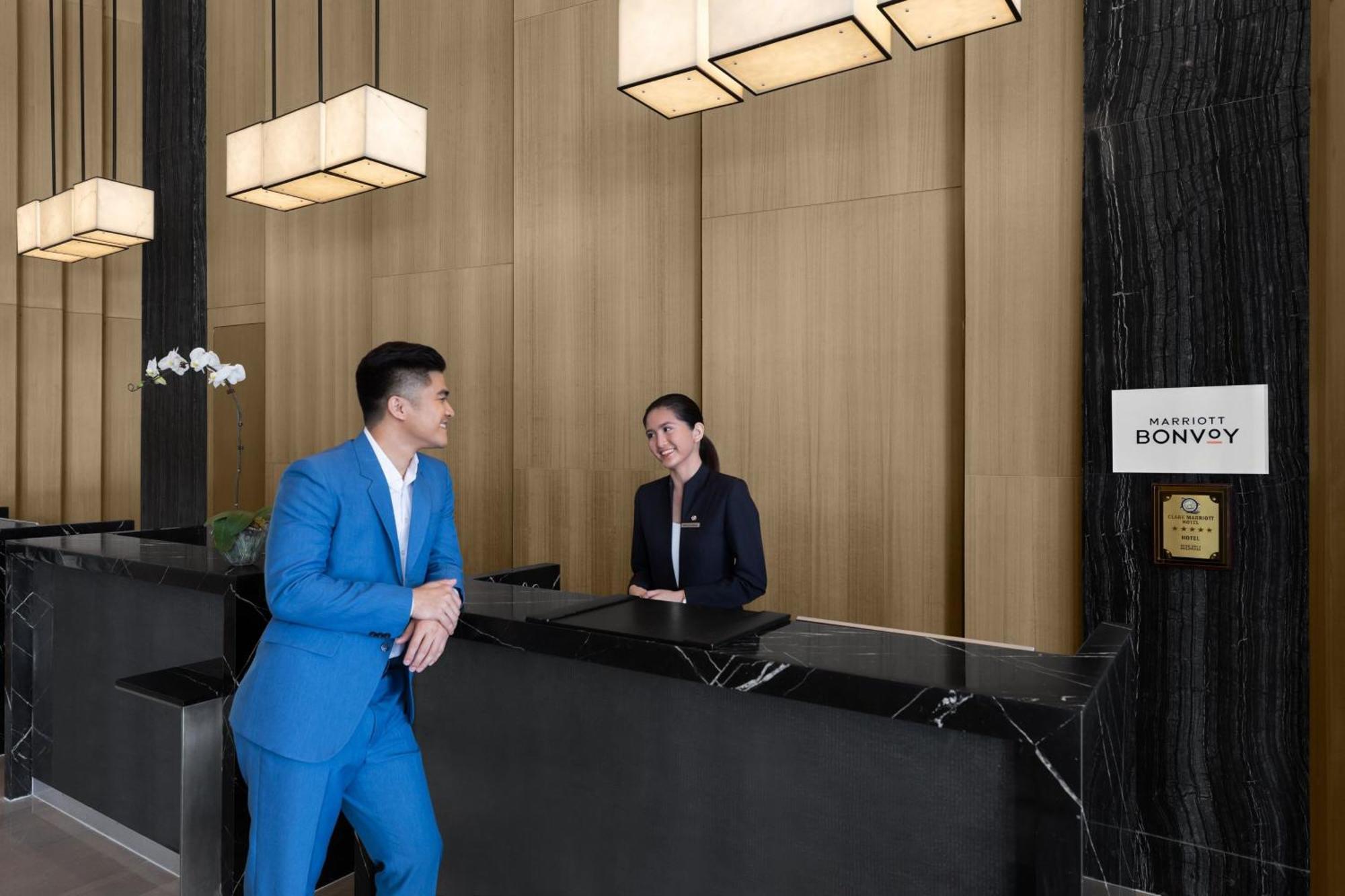 Clark Marriott Hotel Mabalacat Экстерьер фото
