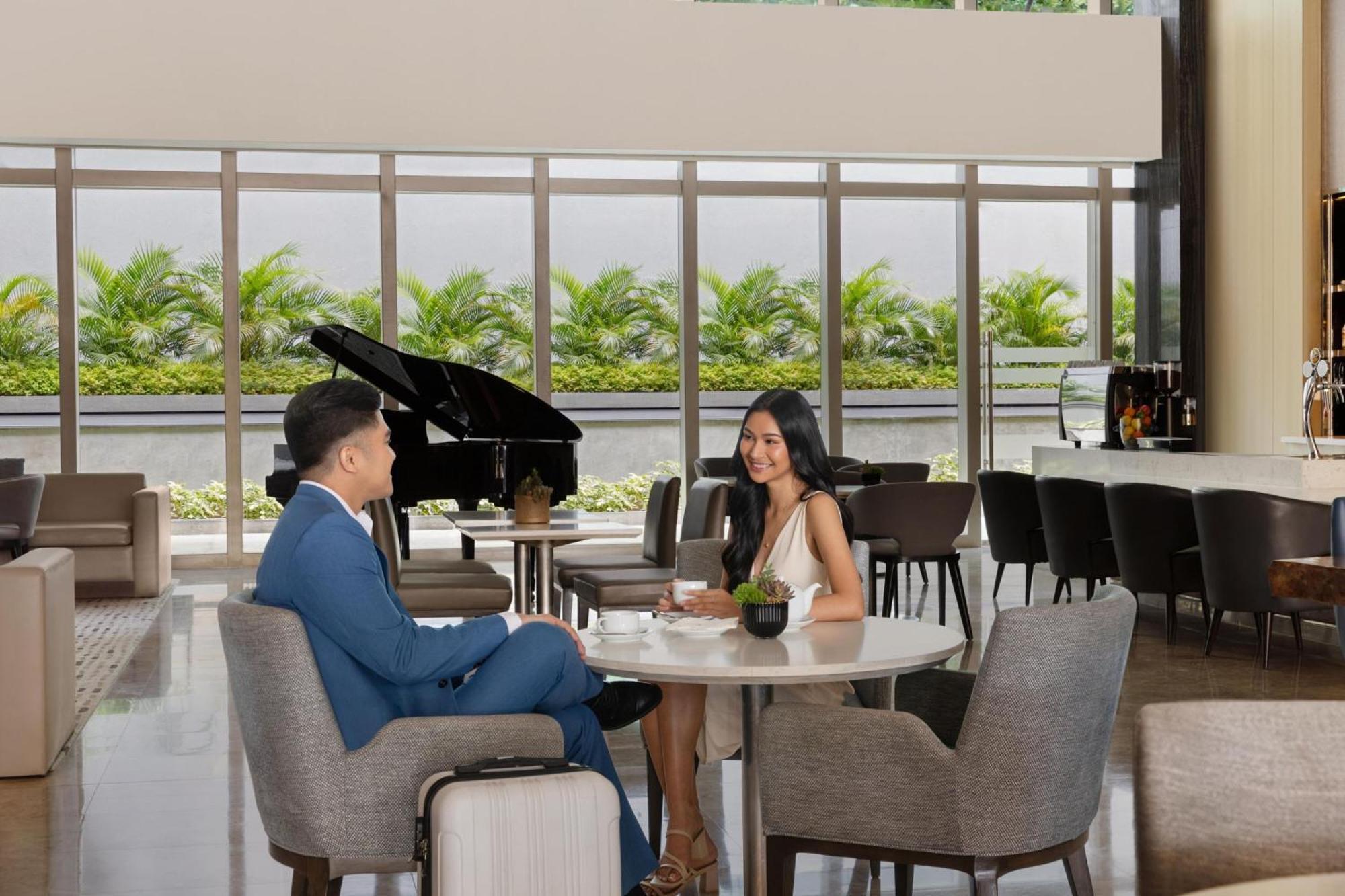 Clark Marriott Hotel Mabalacat Экстерьер фото