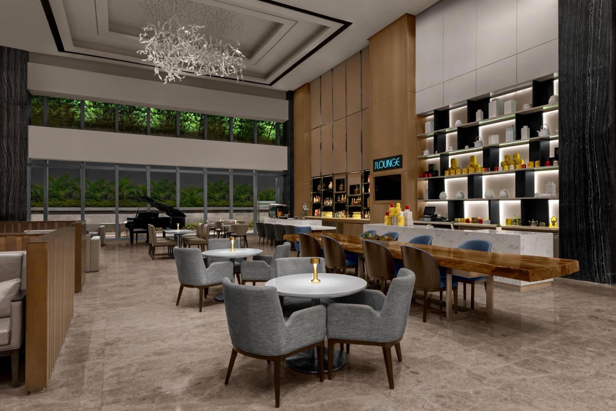 Clark Marriott Hotel Mabalacat Экстерьер фото